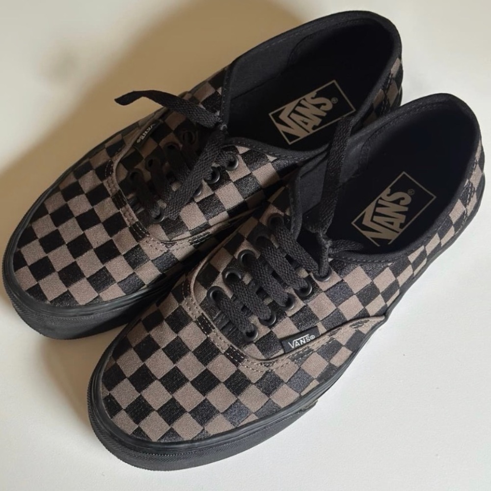 Vans Men's Black and Gray Checkered Sneakers Sz 5 men and shoes sz 6.5 women